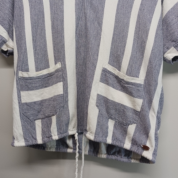 Roxy Hooded Top Women Size XS Blue White Stripes Short Sleeve Front Pocket - Picture 3 of 12